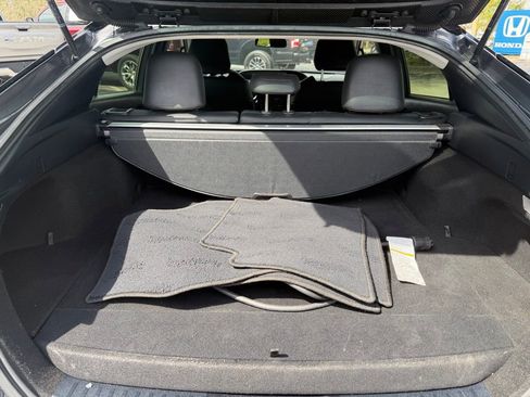 Used 2020 Toyota Prius Prime XLE image 7