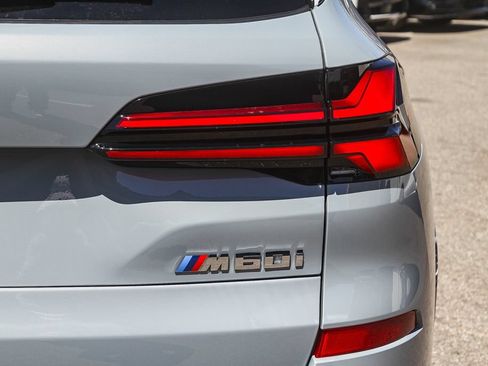 New 2026 BMW X5 M60i w/ Executive Package AWD/4WD image 7