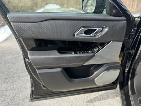 Used 2020 Land Rover Range Rover Velar R-Dynamic S image 10