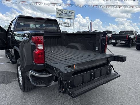 Used 2024 Chevrolet Silverado 2500 LT AWD/4WD image 33