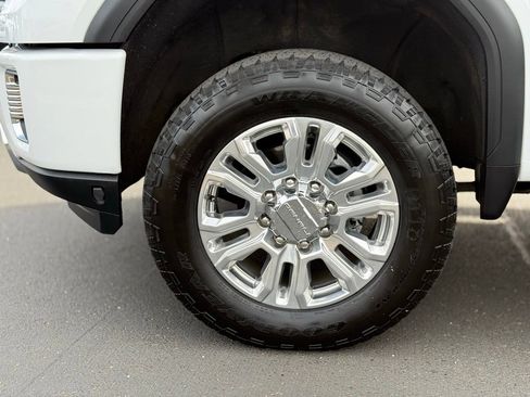 Used 2020 GMC Sierra 3500 Denali w/ Denali Ultimate Package AWD/4WD image 9
