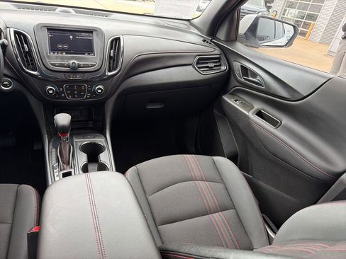 Used 2024 Chevrolet Equinox RS FWD image 21