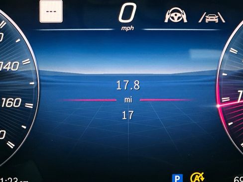 New 2026 Mercedes-Benz C 43 AMG 4MATIC Sedan image 33