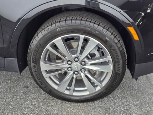 Used 2024 Cadillac XT5 Premium Luxury image 9