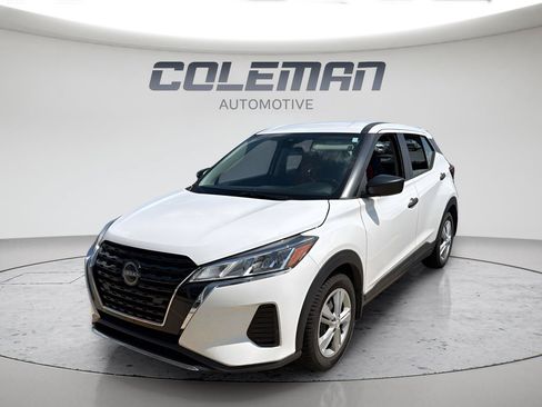Used 2024 Nissan Kicks S FWD image 1