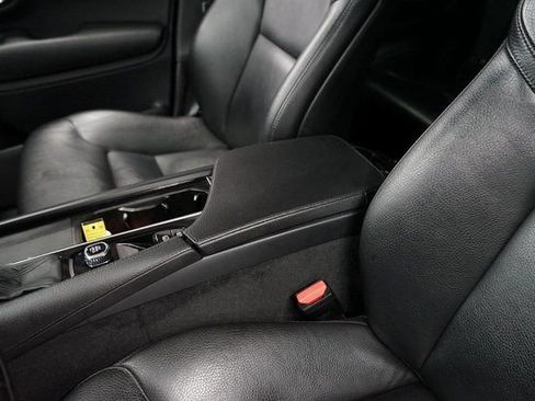 Used 2022 Volvo XC90 T6 Momentum image 27