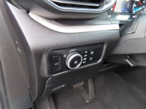 Used 2023 Ford Explorer XLT w/ Equipment Group 202A image 13