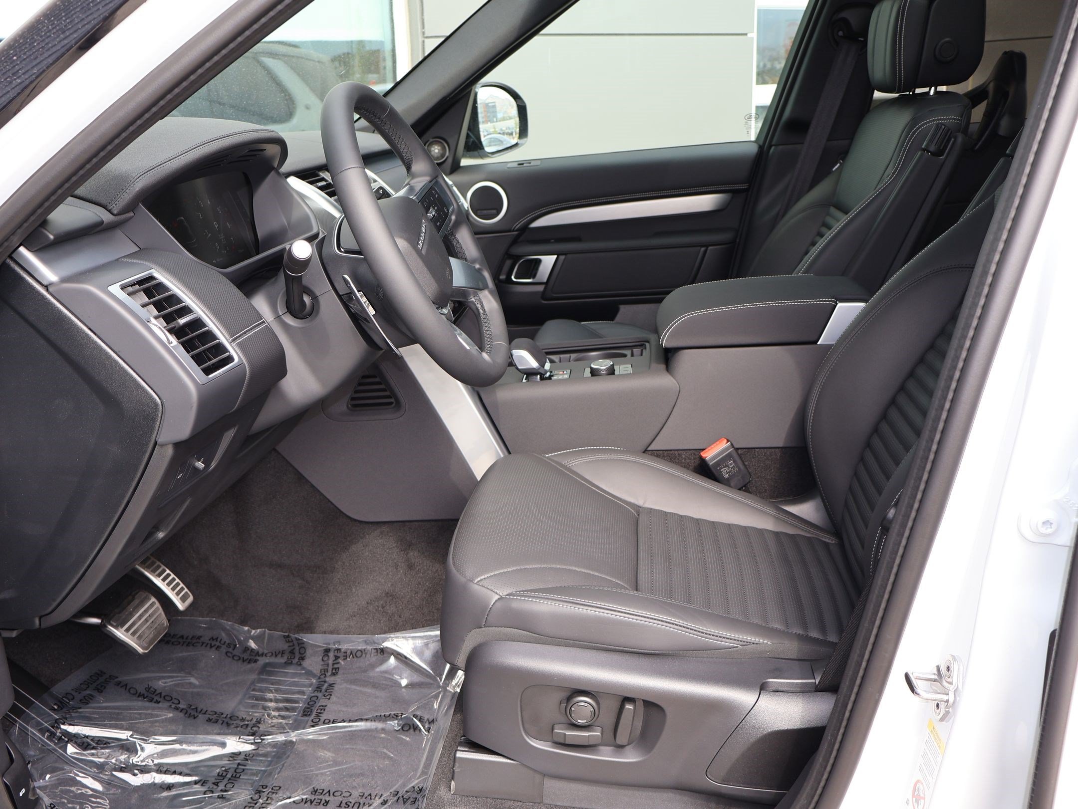 New 2026 Land Rover Discovery Dynamic SE AWD/4WD image 20