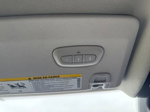 Used 2023 Jeep Grand Cherokee Limited image 18