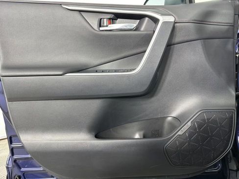 Used 2021 Toyota RAV4 XSE w/ Weather Package image 23