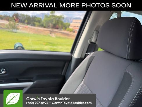 Used 2020 Nissan Titan SV w/ SV Convenience Package AWD/4WD image 11