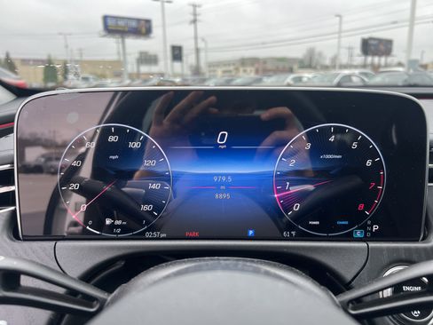 Used 2025 Mercedes-Benz E 350 Sedan image 21