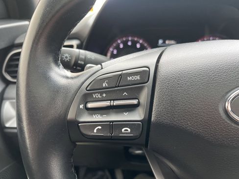 Used 2019 Hyundai Veloster 2.0 Premium image 16