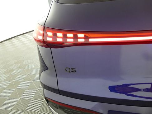 Certified 2025 Audi Q5 Premium w/ Premium Plus AWD/4WD image 31