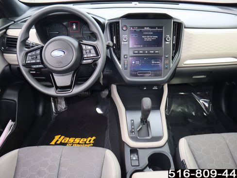 Used 2025 Subaru Forester image 8