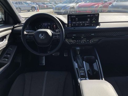 Used 2023 Honda Accord Sport image 4