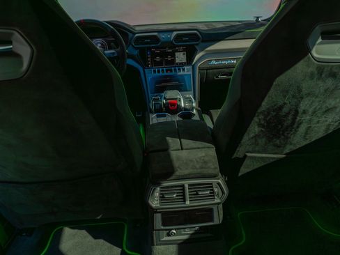 Used 2024 Lamborghini Urus Performante image 66