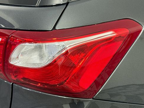 Used 2020 Chevrolet Equinox LT FWD image 30