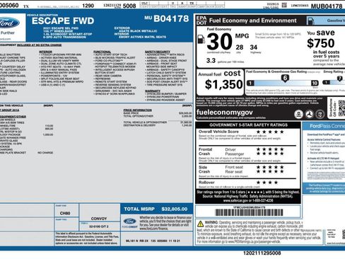 Used 2021 Ford Escape SEL w/ Technology Package FWD image 3