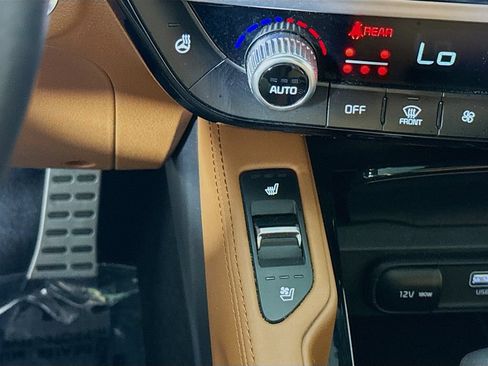 Used 2023 Kia Telluride SX Prestige X-Pro AWD/4WD image 13