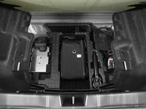 Used 2022 Chevrolet Camaro SS RWD image 79