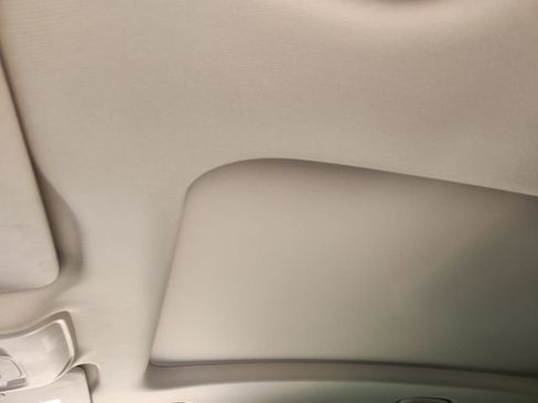 Used 2023 Buick Envision Avenir image 26