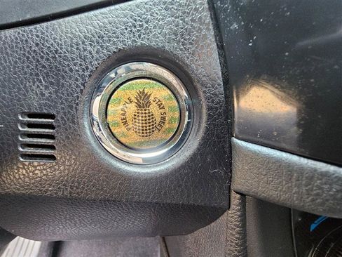 Used 2014 Toyota Corolla S image 22