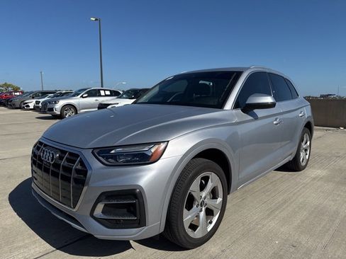 Used 2021 Audi Q5 Premium Plus w/ Premium Plus Package image 7