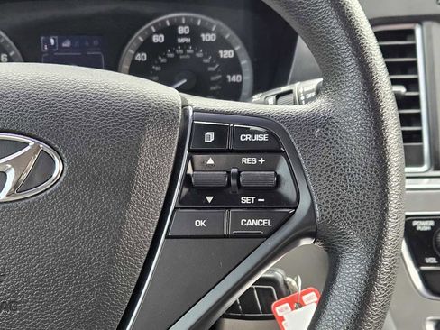 Used 2016 Hyundai Sonata SE image 25