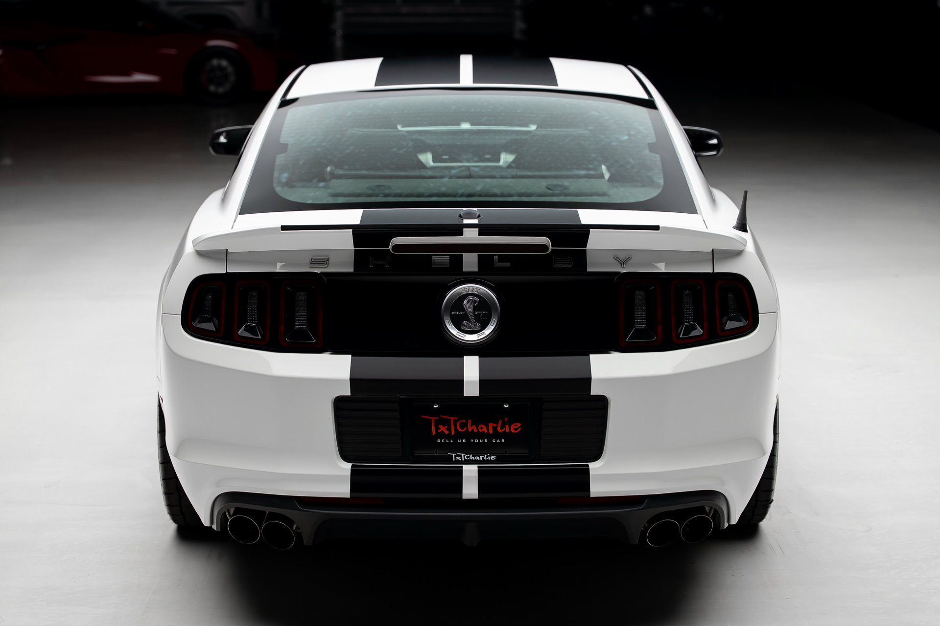 Used 2013 Ford Mustang Shelby GT500 RWD image 26