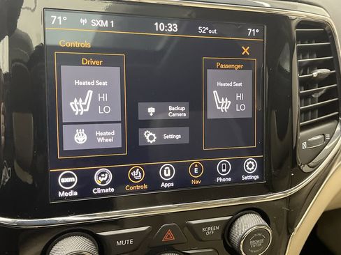 Used 2020 Jeep Grand Cherokee Limited image 23