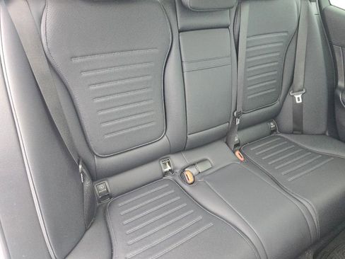 Used 2022 Mercedes-Benz C 300 Sedan image 19