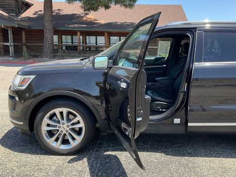 Used 2019 Ford Explorer Limited w/ Class III Trailer Tow Package FWD image 37