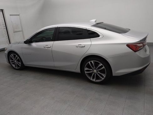 Used 2021 Chevrolet Malibu LT FWD image 3