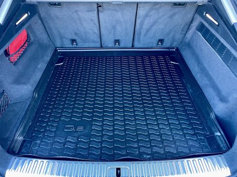 Used 2023 Audi Q8 Premium Plus image 35