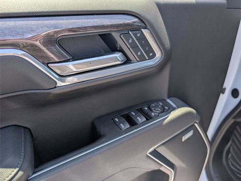 New 2026 Chevrolet Silverado 1500 LTZ w/ LTZ Premium Package AWD/4WD image 31