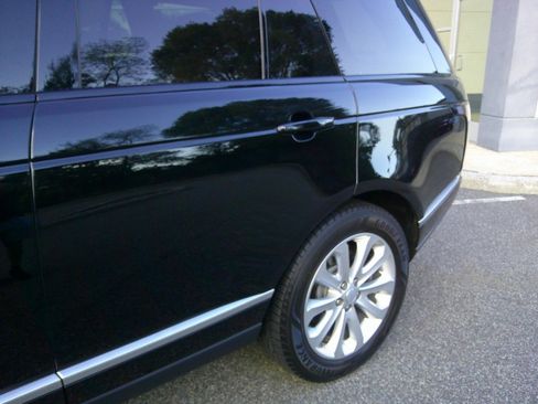Used 2014 Land Rover Range Rover HSE AWD/4WD image 15