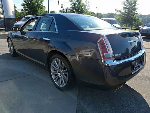 Used 2013 Chrysler 300 C w/ Light Group RWD image 9