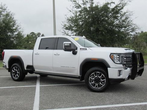 Used 2023 GMC Sierra 2500 Denali w/ Denali Ultimate Package image 2