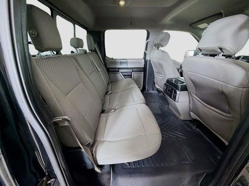 Used 2016 Ford F150 XLT w/ Equipment Group 302A Luxury image 22