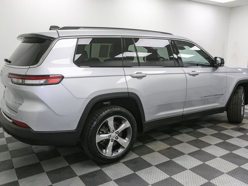 Used 2021 Jeep Grand Cherokee L Limited AWD/4WD image 10