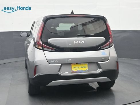 Used 2023 Kia Soul EX FWD image 6