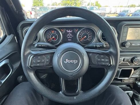 Used 2018 Jeep Wrangler Unlimited Sport AWD/4WD image 13