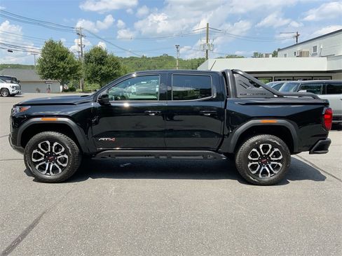 New 2025 GMC Canyon AT4 w/ Nightfall Edition image 35