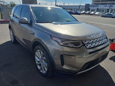Used 2023 Land Rover Discovery Sport SE image 4