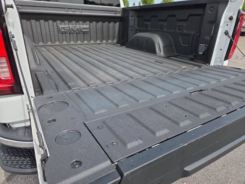 Certified 2024 GMC Sierra 1500 SLT w/ SLT Premium Plus Package AWD/4WD image 18