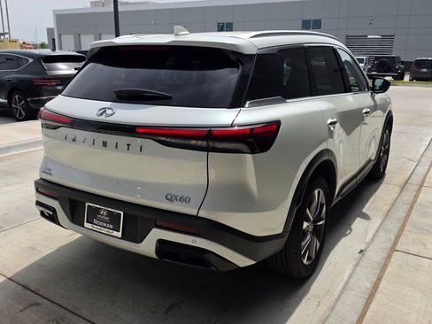 Used 2024 INFINITI QX60 Luxe image 4
