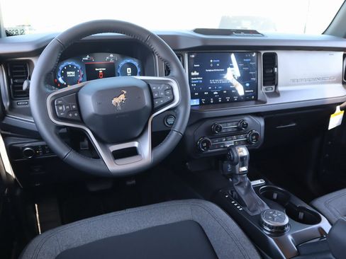 New 2025 Ford Bronco Big Bend AWD/4WD image 2