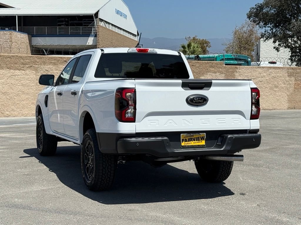 New 2026 Ford Ranger XLT w/ Black Appearance Package RWD image 4