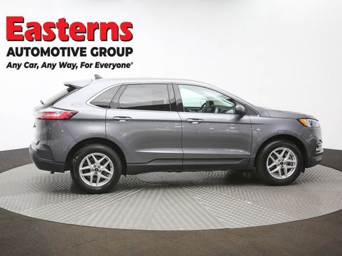 Used 2024 Ford Edge SEL image 44